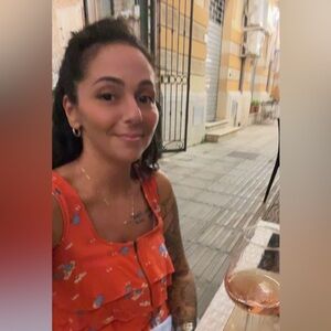 Meet your Posher, Elisa